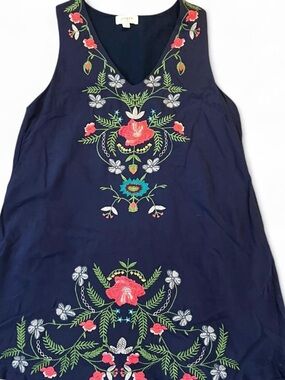 Umgee Navy Sleeveless Embroidered Floral Tunic